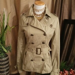 Stylish Jacket 💅💄😎 👛 with ruffles on back